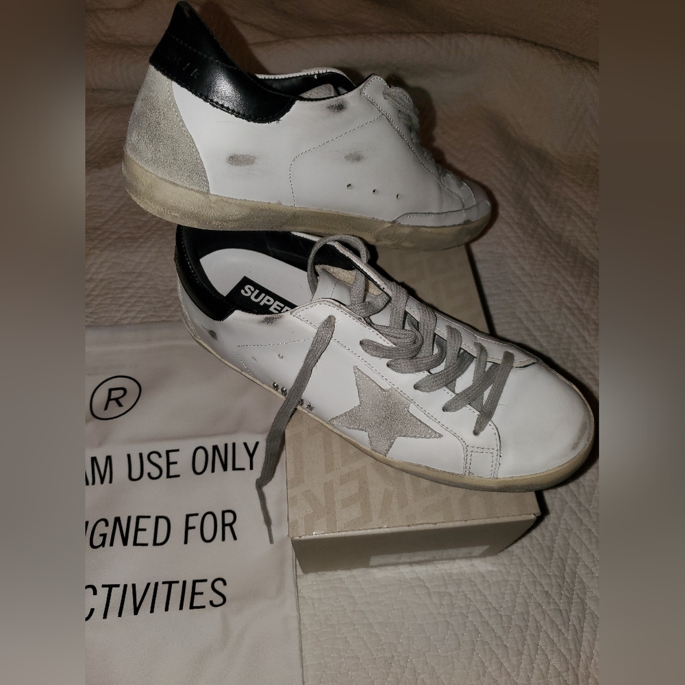 Golden Goose Super Star Sneakers